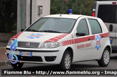 Fiat Punto III serie
Lonigo Soccorso VI
Parole chiave: Reas_2013 Veneto (VI) Automedica Fiat Punto_IIISerie