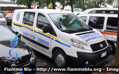 Fiat Scudo IV serie
Protezione Civile
 Sommozzatori Cremona
Parole chiave: Reas_2013 Lombardia (CR) Protezione_civile Fiat Scudo_IVserie