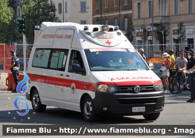 Volkswagen Transporter T6
Croce Rossa Italiana
Comitato Locale di Lipomo CO
Allestita Aricar
CRI 258AD
Parole chiave: Lombardia (CO) Ambulanza Volkswagen Trasporter_T6 CRI172AG