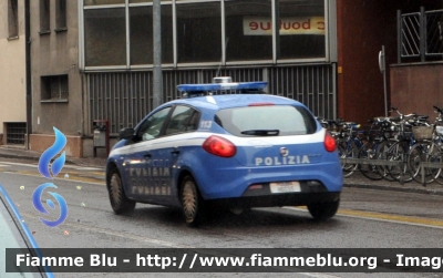 Fiat Nuova Bravo
Polizia di Stato
Questura di Bolzano
Squadra Volante
POLIZIA H6035
Parole chiave: Civil_Protect_2013 Fiat Nuova_Bravo Polizia H6035