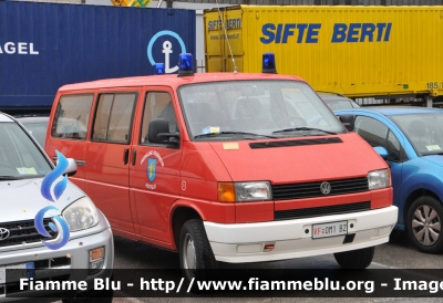 Volkswagen Transporter T4
Vigili del Fuoco
Corpo Volontario di Campolasta - Astfeld BZ
VF 0M1BZ
Parole chiave: Volkswagen Transporter_T4 VF0M1BZ Civil_Protect_2013