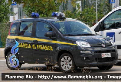 Fiat Nuova Panda II serie
Guardia di Finanza
 GdiF 733BJ
Parole chiave: Fiat Nuova_Panda_IIserie GdiF733BJ
