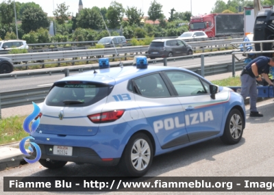 Renault Clio IV serie
Polizia di Stato
Allestita Focaccia
Decorazione grafica Artlantis
POLIZIA M0534
Parole chiave: Renault Clio_IVserie POLIZIAM0534