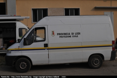 Fiat Ducato II serie
Protezione Civile Provincia di Lodi
Parole chiave: Lombardia LO protezione civile