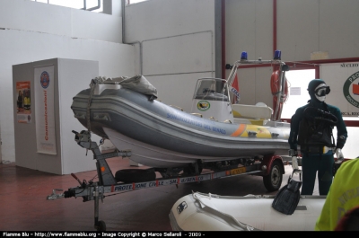 Gommone di Soccorso
Nucleo Sommozzatori del Benaco Desenzano del Garda BS
Parole chiave: Lombardia (BS) Protezione_Civile Imbarcazione