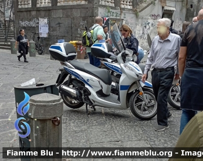 Honda SH
Polizia Municipale
Comune di Napoli
Parole chiave: Campania (NA) Polizia_locale Honda_SH