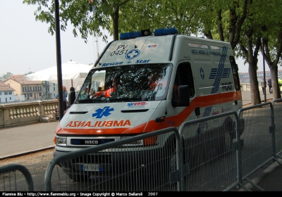 Iveco Daily II serie
Croce Bianca Milano Sez. Landriano PV
Parole chiave: Lombardia PV Ambulanza