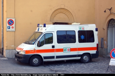 Fiat Ducato III serie
ARES 118 - Regione Lazio
Azienda Regionale Emergenza Sanitaria
Postazione di Amatrice RI
Parole chiave: Fiat Ducato_IIIserie Ambulanza