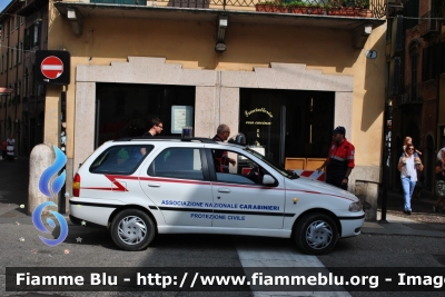 Fiat Palio
Associazione Nazionale Carabinieri
 Protezione Civile
Verona
Parole chiave: Fiat Palio