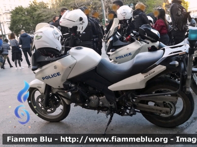 Suzuki DL650
Ελληνική Δημοκρατία - Grecia
Ελληνική Αστυνομία - Polizia Ellenica
Parole chiave: Suzuki DL650