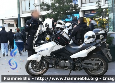 Suzuki DL650
Ελληνική Δημοκρατία - Grecia
Ελληνική Αστυνομία - Polizia Ellenica
Parole chiave: Suzuki DL650