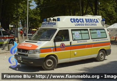 Volkswagen Transporter T4
Pubblica Assistenza
Lonigo Soccorso - Croce Berica VI
Parole chiave: Veneto (VI) Ambulanza Volkswagen Transporter_T4