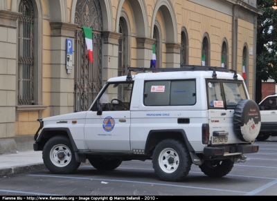 Toyota Land Cruiser
FIR Servizio Emergenza Radio
Colonna Mobile Lombardia
Parole chiave: Lombardia (BG) Protezione_Civile