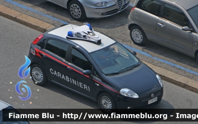 Fiat Grande Punto
Carabinieri
con sistema EVA
CC CK585

Parole chiave: Fiat Grande_Punto CCCK585