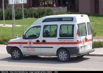 Fiat Doblò I serie
Croce Rossa Italiana
Comitato Locale di Loreto AN
CRI A063C
Parole chiave: Marche (AN) sercizi_sociali Fiat Doblò_Iserie CRIA063C