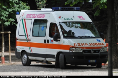 Fiat Ducato III serie  
Croce Viola Rozzano MI
M 33
Parole chiave: (MI) ambulanza Lombardia Fiat_Ducato_IIIserie  