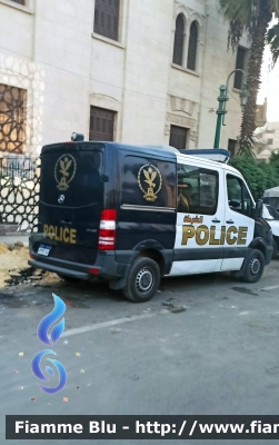 Mercedes-Benz Sprinter III serie restyle
جمهوريّة مصر العربيّة - Egitto
الشرطة الوطنية المصرية - Polizia Egiziana
