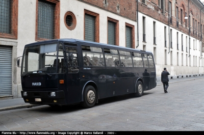 Iveco 370S
Carabinieri
CC 053CC
Parole chiave: Lombardia MI Autobus