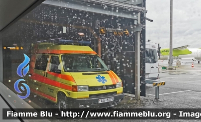 Volkswagen Transporter T4
Latvijas Republika - Lettonia
Riga Airport
Parole chiave: Ambulanza Ambulance