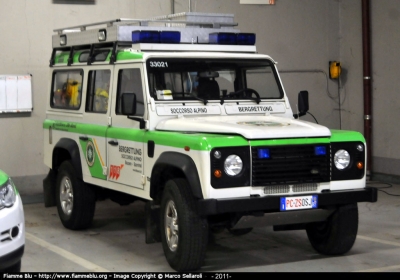 Land Rover Defender 110
Soccorso Alpino Sudtirolese - Bergrettungsdienst im Alpenverein Sudtirol
PC ZS0SJ
Parole chiave: Land-Rover Defender_110 PCZS0SJ