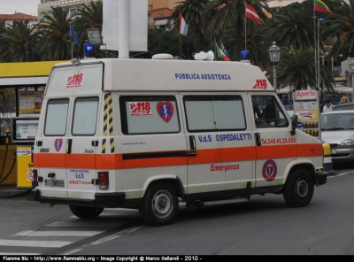 Fiat Ducato I serie
Volontari del Soccorso Ospedaletti Emergenza IM
Parole chiave: Fiat_Ducato_Iserie Ambulanza
