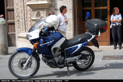 Honda Transalp II serie
PM Perugia
Parole chiave: Umbria Polizia Municipale