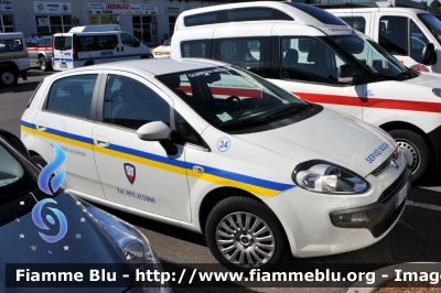 Fiat Punto Evo
Misericordia di Rifredi FI
M 34
Parole chiave: Toscana (FI) Servizi_sociali Fiat Punto_Evo Reas_2011