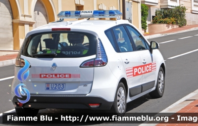 Renault Scenic III serie
Principatu de Múnegu - Principauté de Monaco - Principato di Monaco
Police
Parole chiave: Renault Scenic_IIIserie