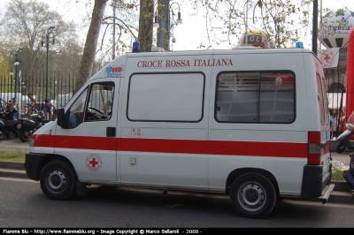 Fiat Ducato II serie
Croce Rossa Italiana
Comitato Paderno Dugnano MI
Stramilano 2008
Parole chiave: Lombardia MI Ambulanza