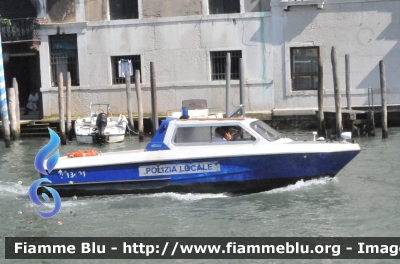 Motovedetta
Polizia Locale Venezia
Parole chiave: Veneto (VE) Imbarcazione Polizia_Locale