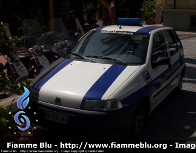 Punto I serie 
Polizia Municipale Sanremo IM
Parole chiave: Fiat Punto_Iserie Polizia_Locale Liguria (IM)
