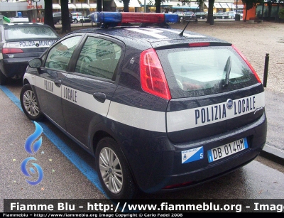 Fiat Grande Punto
Polizia Locale 
Martellago (VE)
Allestita Focaccia
Parole chiave: Fiat Grande_Punto Polizia_Locale martellago venezia