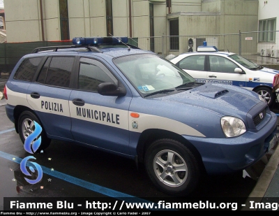 Hyundai Santa Fe I serie
Polizia Locale Thiene (VI)
Parole chiave: Hyundai Santa_Fe_Iserie