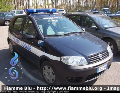 Fiat Punto III serie
Polizia Locale
Mira (VE)
Parole chiave: Fiat Punto_IIIserie PL Mira Venezia