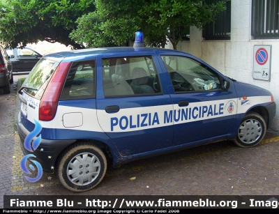 Fiat Punto I serie
Polizia Locale
Moriago della Battaglia (TV)
Parole chiave: Fiat Punto_Iserie