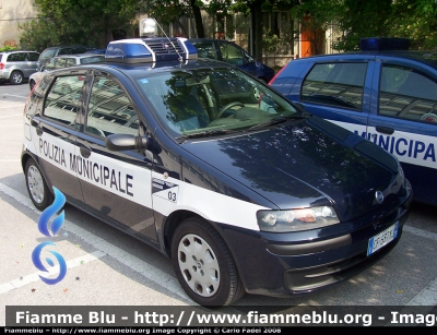 Fiat Punto II serie
Polizia Locale
Consorzio Piave (TV)
Parole chiave: Fiat Punto_IIserie