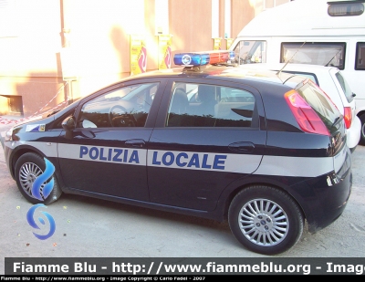 Fiat Grande Punto
Polizia Locale
Maserada sul Piave (TV)
Parole chiave: Fiat Grande_Punto