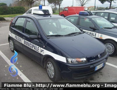 Fiat Punto II serie
PL Thiene (VI)
Parole chiave: Fiat Punto_IIserie PL Thiene VI Veneto