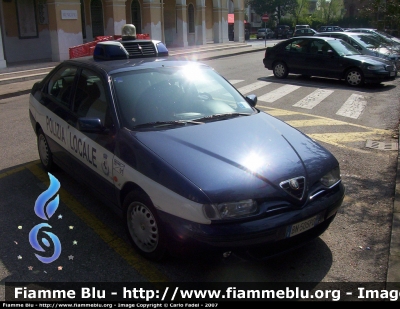 Alfa Romeo 146 II serie
Polizia Locale
Noventa di Piave (VE)
livrea aggiornata
Parole chiave: Alfa_Romeo 146_IIserie PL Noventa_Di_Piave VE Veneto