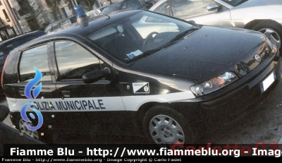 Fiat Punto II serie
Polizia Locale
Servizio Associato Cimadolmo, Ormelle, San Polo di Piave (TV)
Parole chiave: Fiat Punto_IIserie