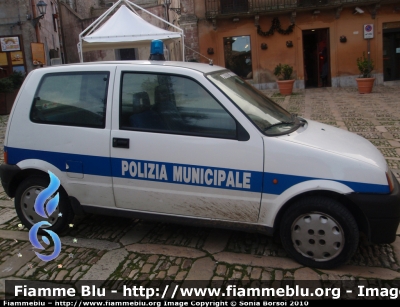 Fiat Cinquecento
Polizia Municipale Erice (TP)
foto by Sonia Borsoi
Parole chiave: Fiat_Cinquecento Polizia_Municipale_Locale_Erice