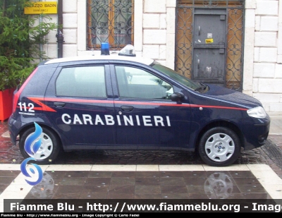 Fiat Punto III serie
Carabinieri
CC BV 523
Parole chiave: Fiat Punto_IIIserie CCBV523