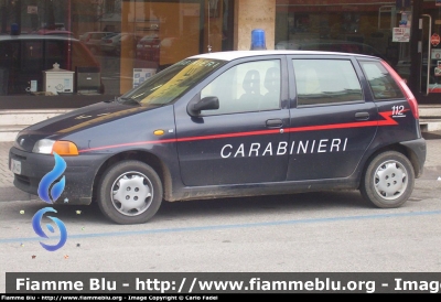 Fiat Punto I serie
variante senza faretto
Parole chiave: Punto I serie Carabinieri senza faretto