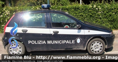 Fiat Punto II serie
Polizia Locale
Corpo Intercomunale Isola della Scala - Nogara (VR)
Parole chiave: Fiat Punto_IIserie Isola_della_Scala