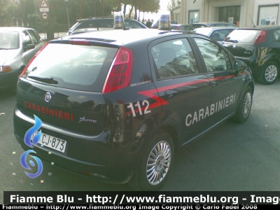Fiat Grande Punto I fornitura
I fornitura, logo Fiat rosso e lampeggianti tradizionali
Parole chiave: Fiat Grande Punto I serie Carabinieri Stazione