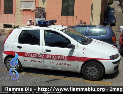 Fiat Punto II serie
Polizia Municipale Portoferraio (LI)
Parole chiave: Punto 2° serie Polizia Municipale Portoferraio Livorno