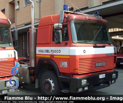 Iveco TurboStar 190-42
Vigili del Fuoco
Comando Provinciale di Milano-via Messina
VF 18660
Parole chiave: Iveco TurboStar_190-42 VF18660