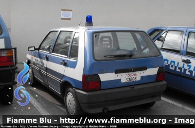 Fiat Uno II serie
Polizia di stato
Rep. Mobile
Padova
senza loghi
Parole chiave: Fiat Uno_IIserie Polizia di stato Rep. Mobile Padova