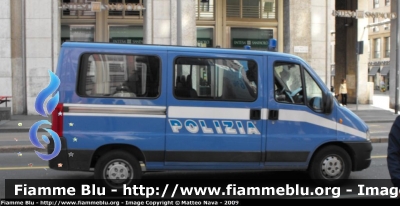 Fiat Ducato III serie
Polizia di Stato
Polizia F0132
Parole chiave: Fiat Ducato_IIIserie PoliziaF0132