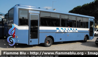 Iveco Cacciamali 100E21
Polizia di Stato 
Reparto Mobile Padova
Polizia F0802
Parole chiave: Iveco Cacciamali 100E21 PoliziaF0802